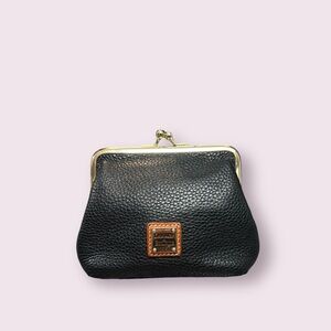 DOONEY & BOURKE PEBBLE GRAIN 👛 LARGE FRAMED KISSLOCK